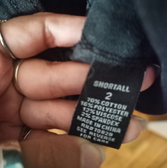 Overall shorts - Picture 3 of 4